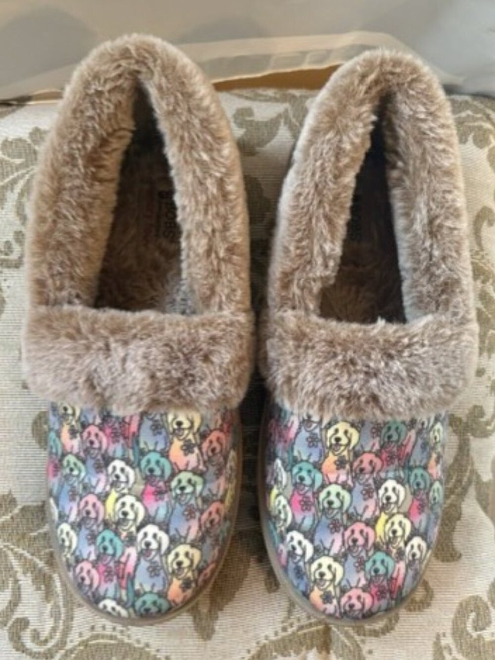SKECHERS "BOBS" TOO COZY POOCH PARADE HOUSE SLIPPERS SIZE 8